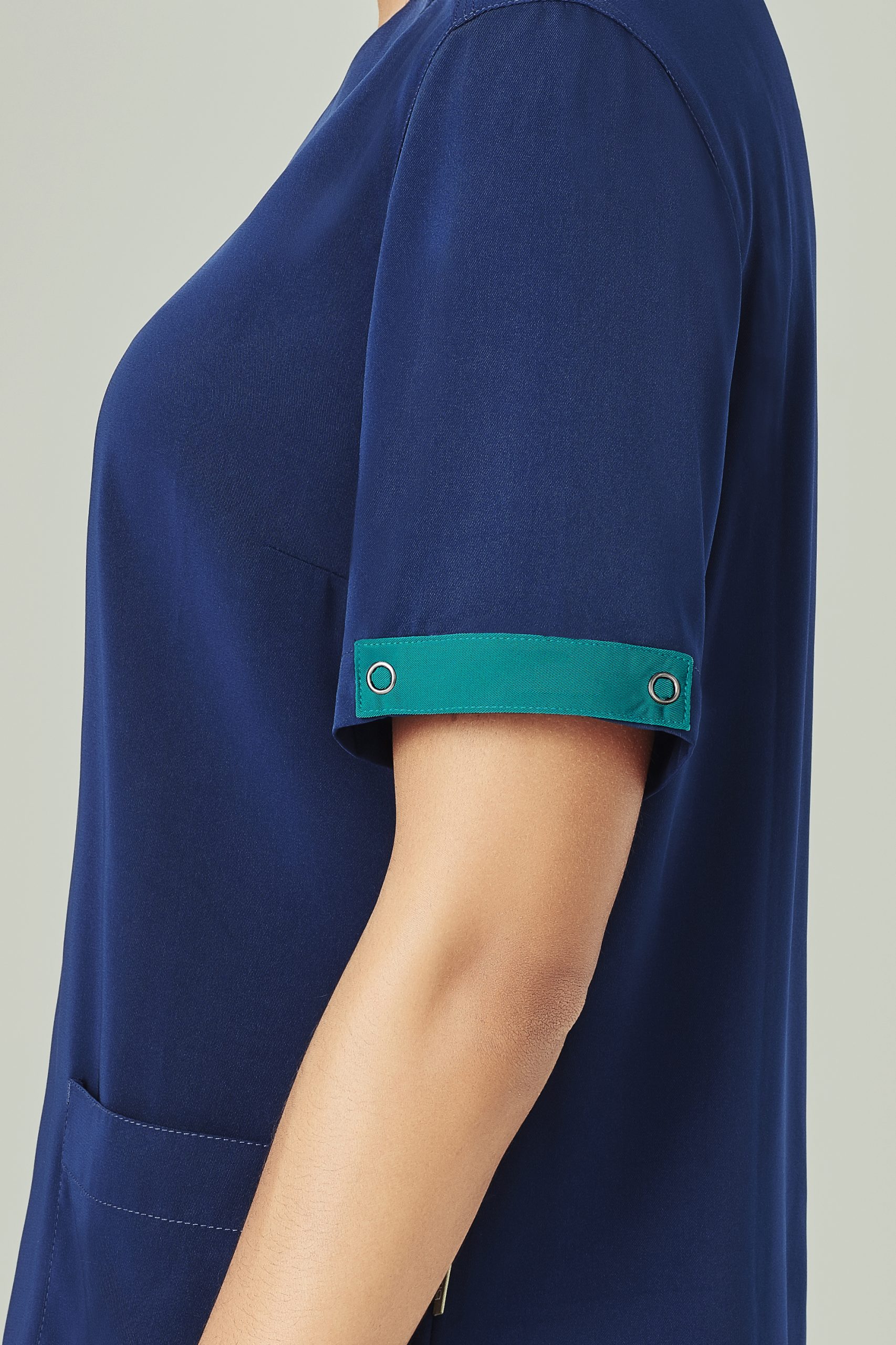 Unisex Avery Scrub Identifier - Image 13