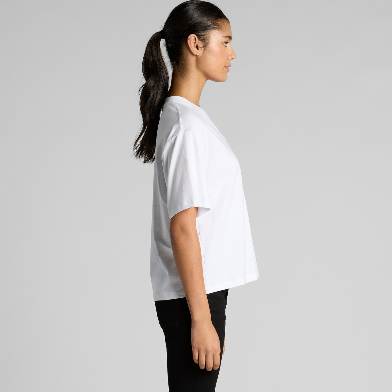 Wo's Martina V Neck Tee - Image 8