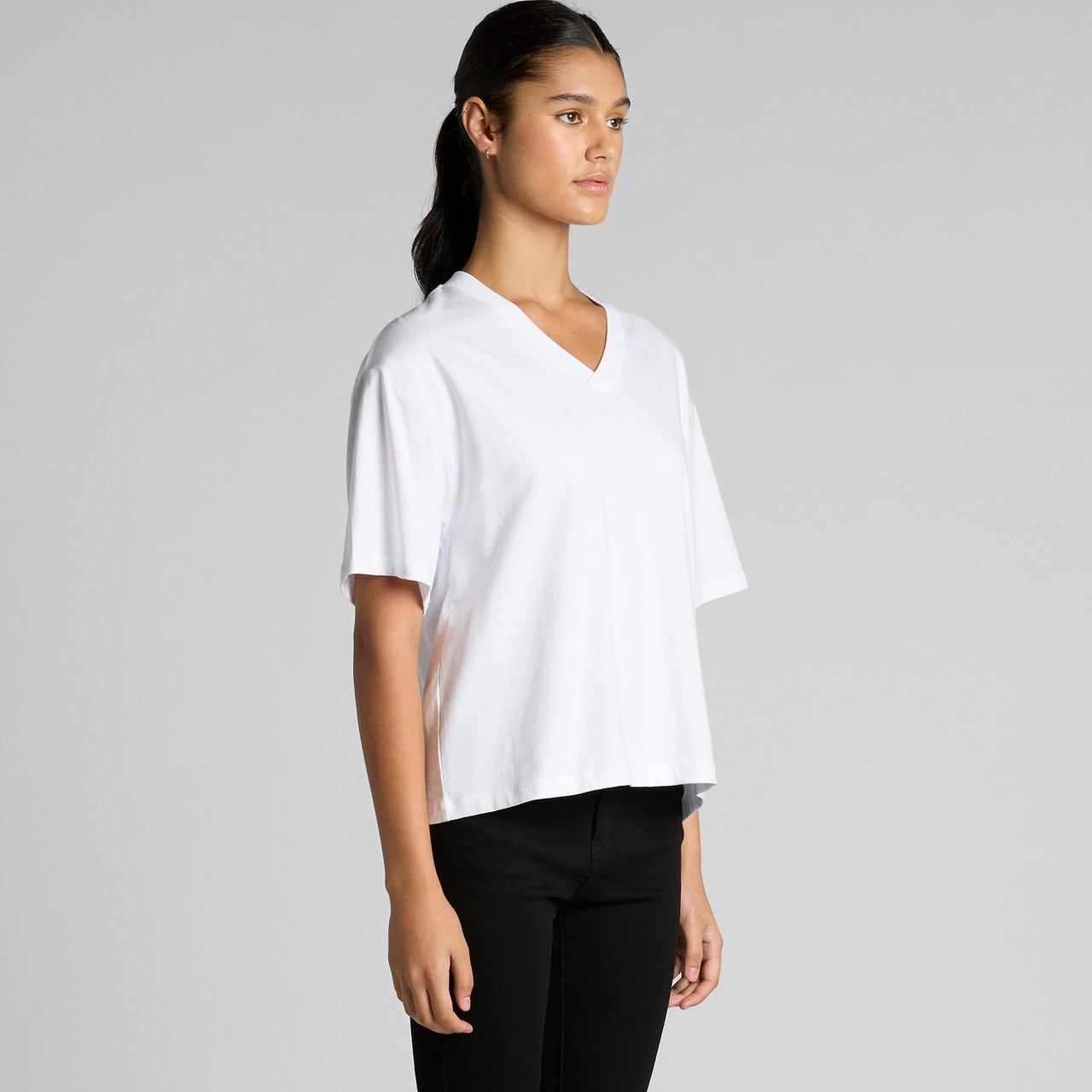 Wo's Martina V Neck Tee - Image 9