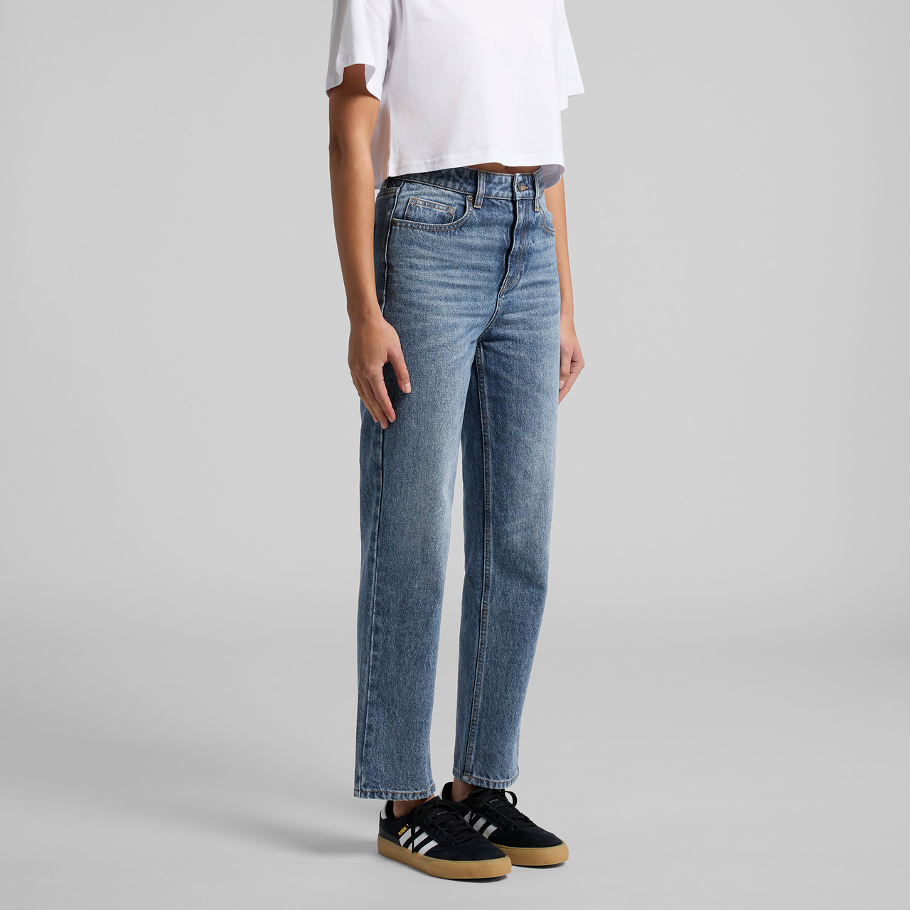 Wo's Straight Jeans - Image 7