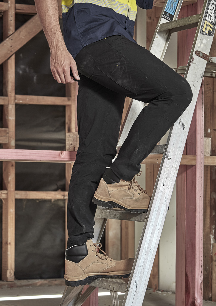 Mens Lightweight Outdoor Pant - Image 7