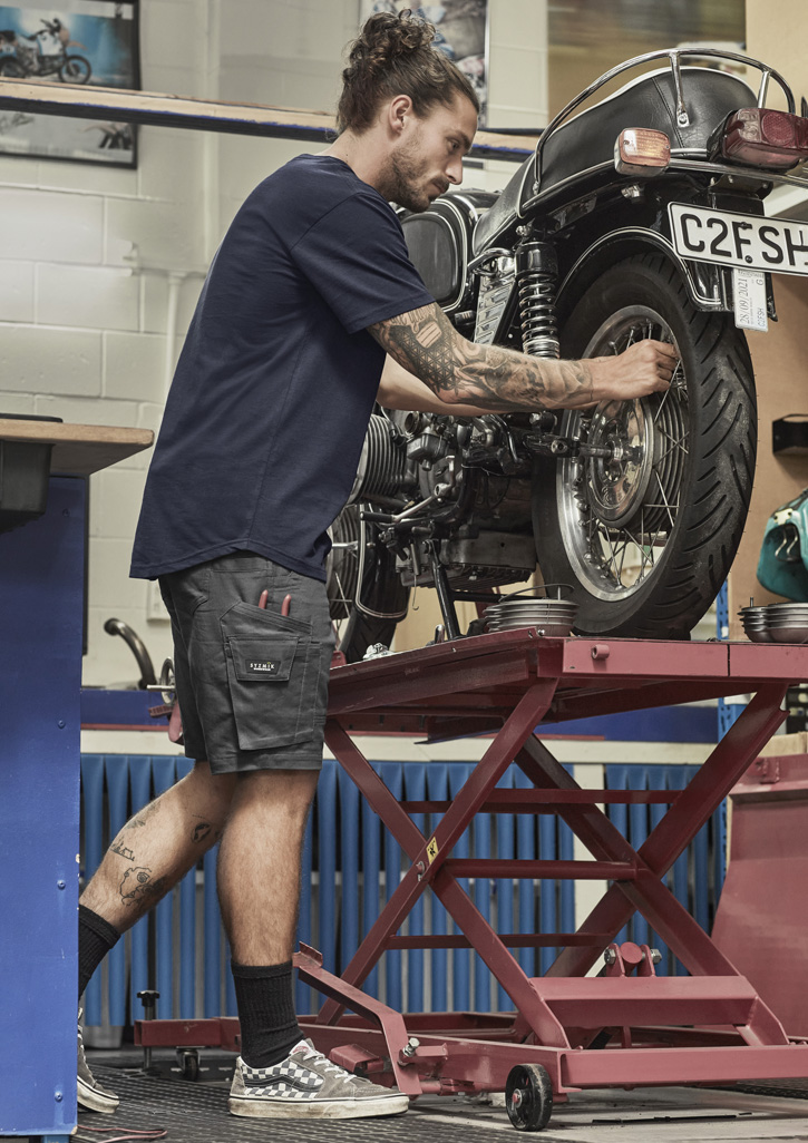 Mens Rugged Cooling Stretch Short