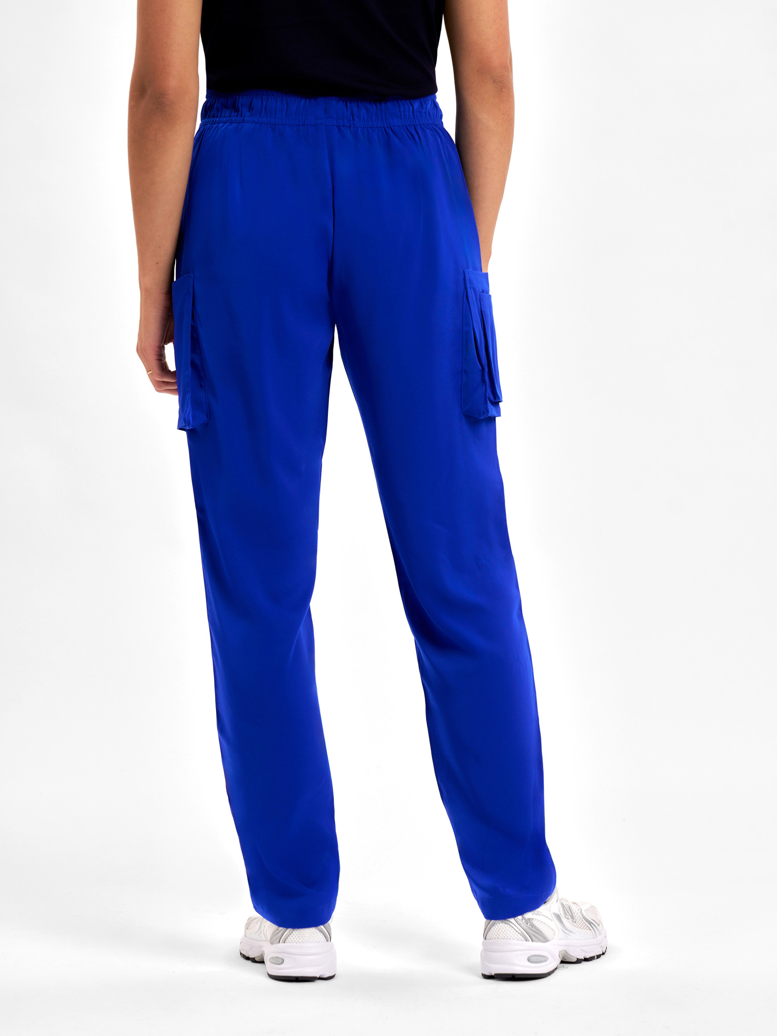 Womens Avery Slim Leg Scrub Pant - Image 40